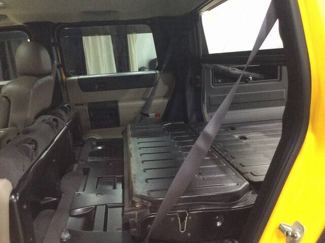2005 HUMMER H2 SUT