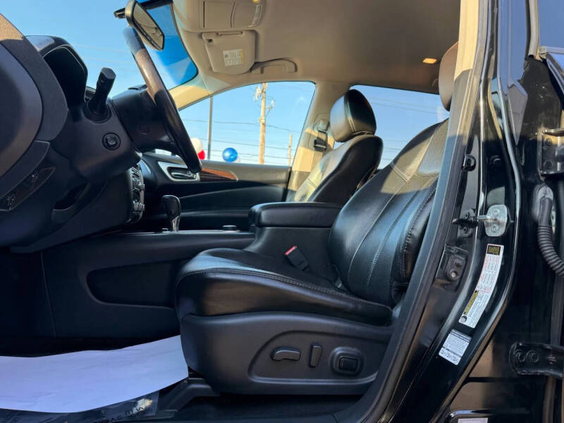 2014 Nissan Pathfinder Platinum