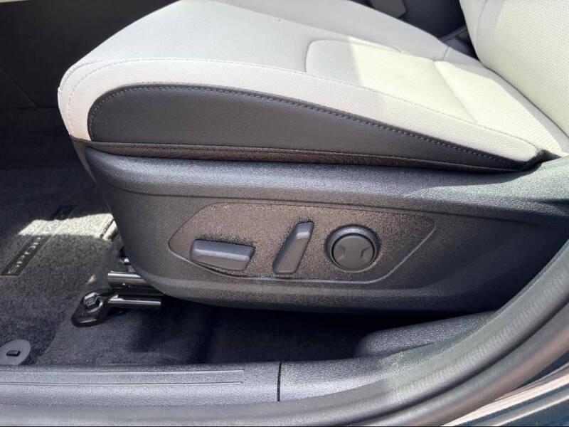 2025 Kia Sportage Hybrid EX