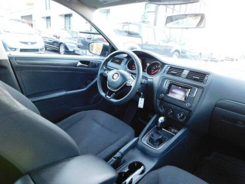 2016 Volkswagen Jetta