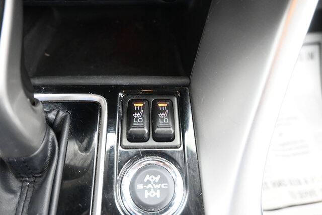 2023 Mitsubishi Eclipse Cross SE