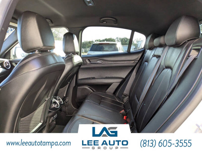 2022 Alfa Romeo Stelvio Sprint