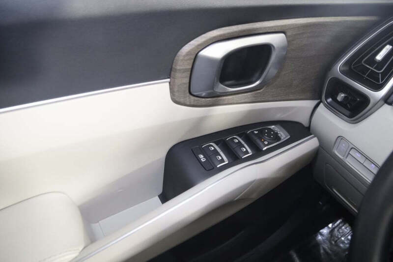 2023 Kia Sorento X-Line S