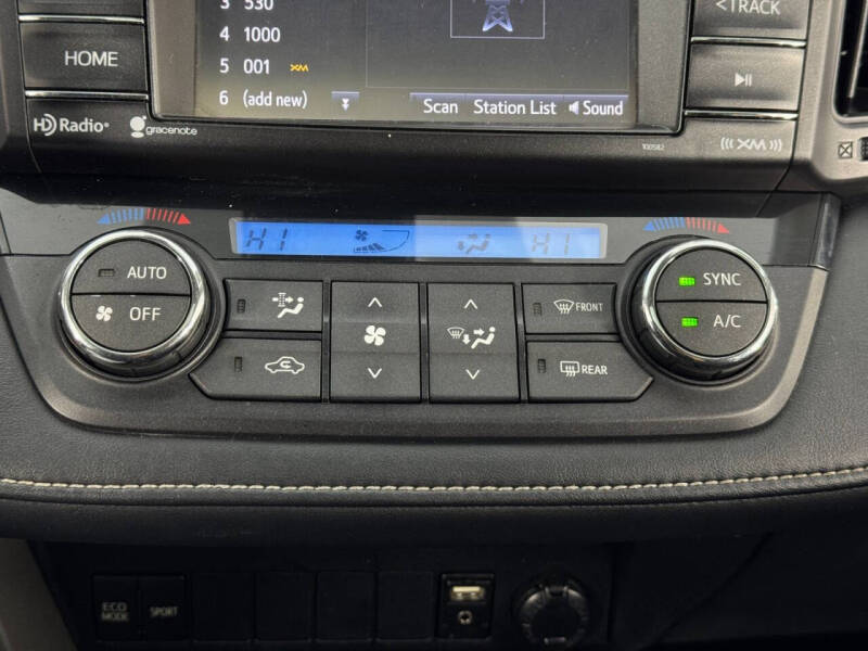 2017 Toyota RAV4 XLE