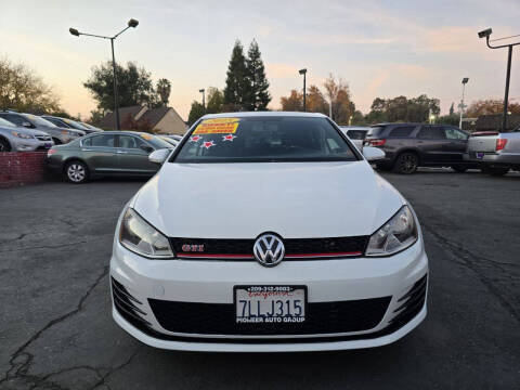 2015 Volkswagen Golf GTI S