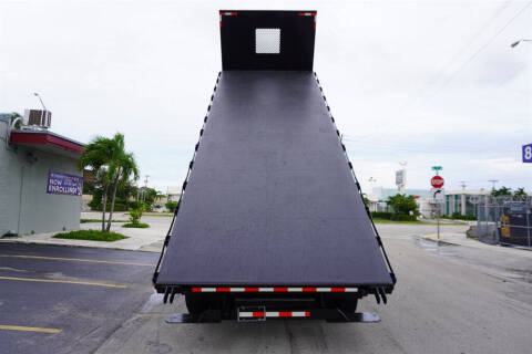 2015 Freightliner M2 106