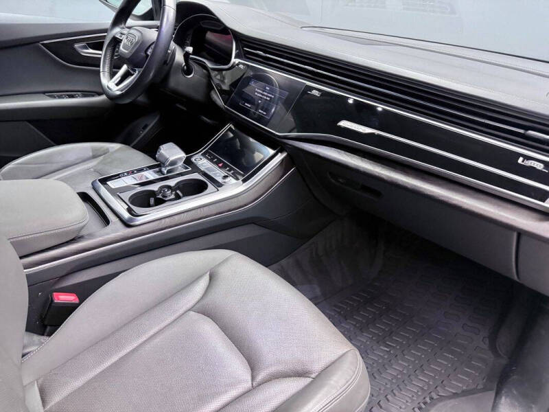 2021 Audi Q8 quattro Prestige 55 TFSI