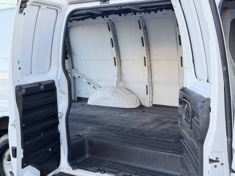 2016 Chevrolet Express 2500