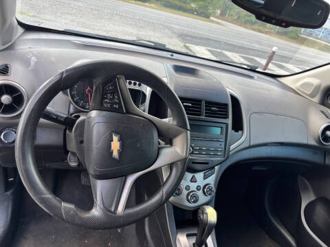 2016 Chevrolet Sonic LS Auto