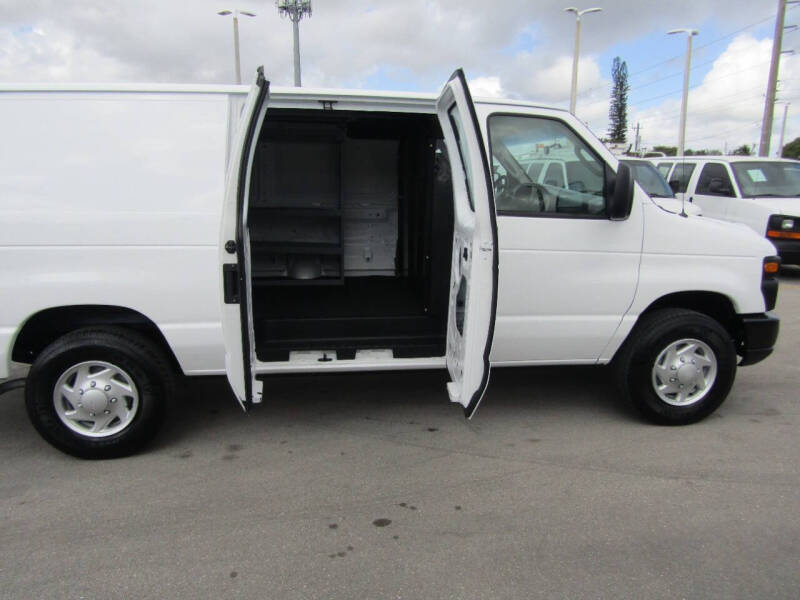2008 Ford E-Series E-250