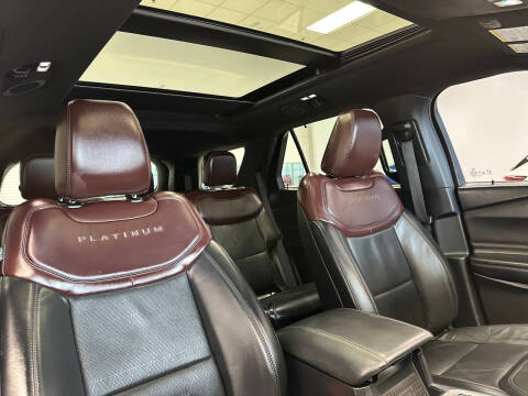 2020 Ford Explorer Platinum