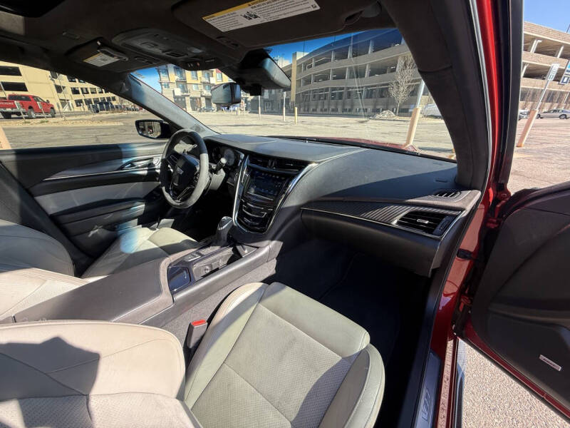 2017 Cadillac CTS-V