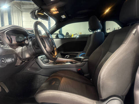 2022 Dodge Challenger SXT