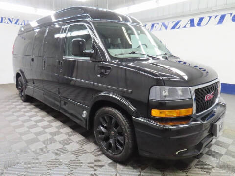 2022 GMC Savana 2500