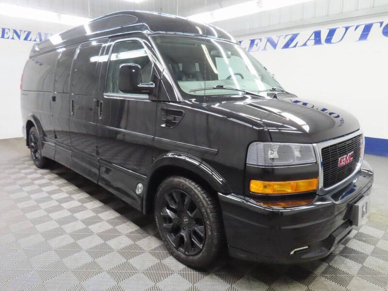 2022 GMC Savana 2500