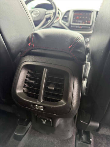 2018 Jeep Cherokee Trailhawk