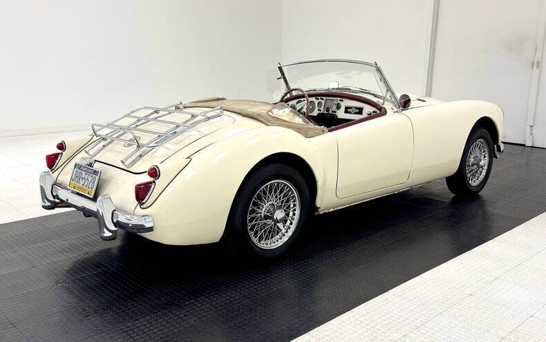1961 MG MGA