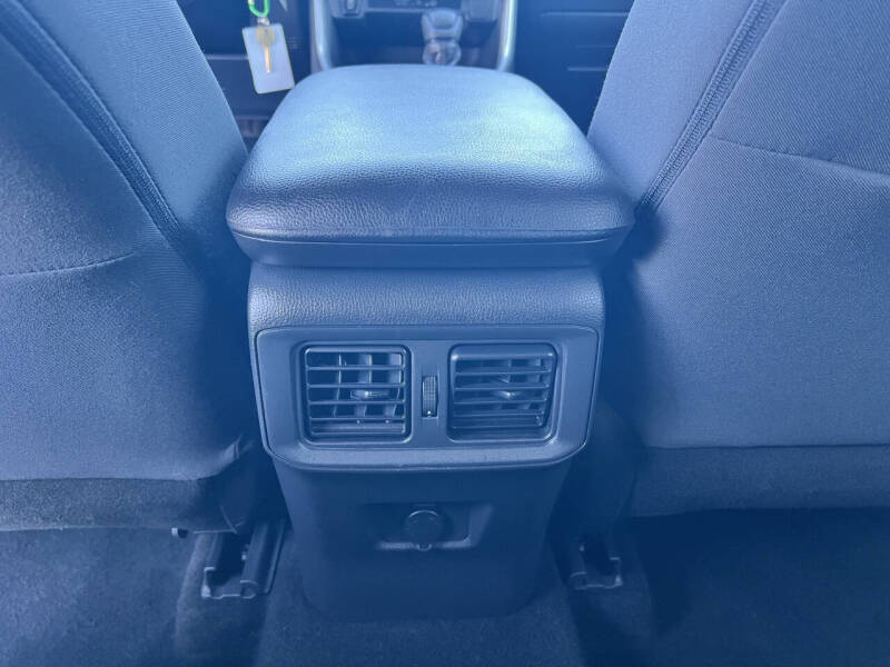 2019 Toyota RAV4 Hybrid LE