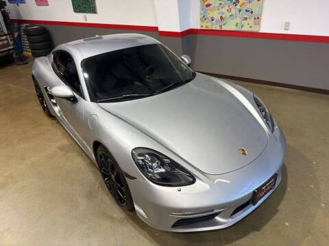 2024 Porsche 718 Cayman Style Edition