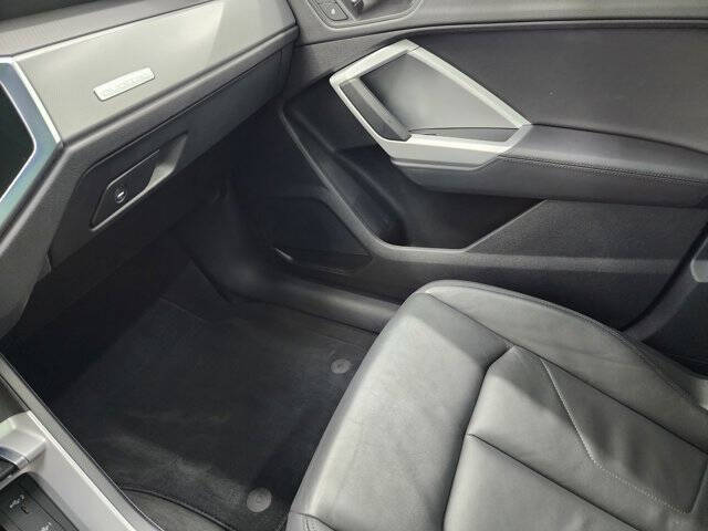 2023 Audi Q3 quattro S line Premium 45 TFSI