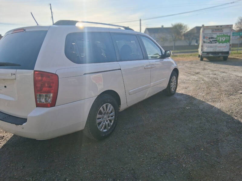 2014 Kia Sedona LX