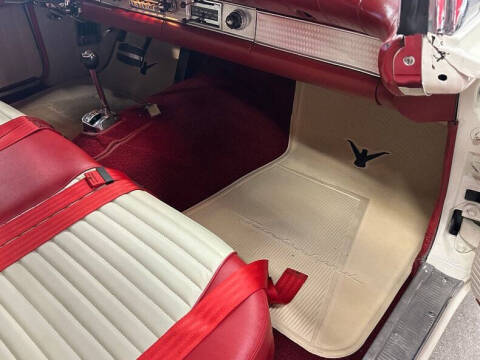 1957 Ford Thunderbird