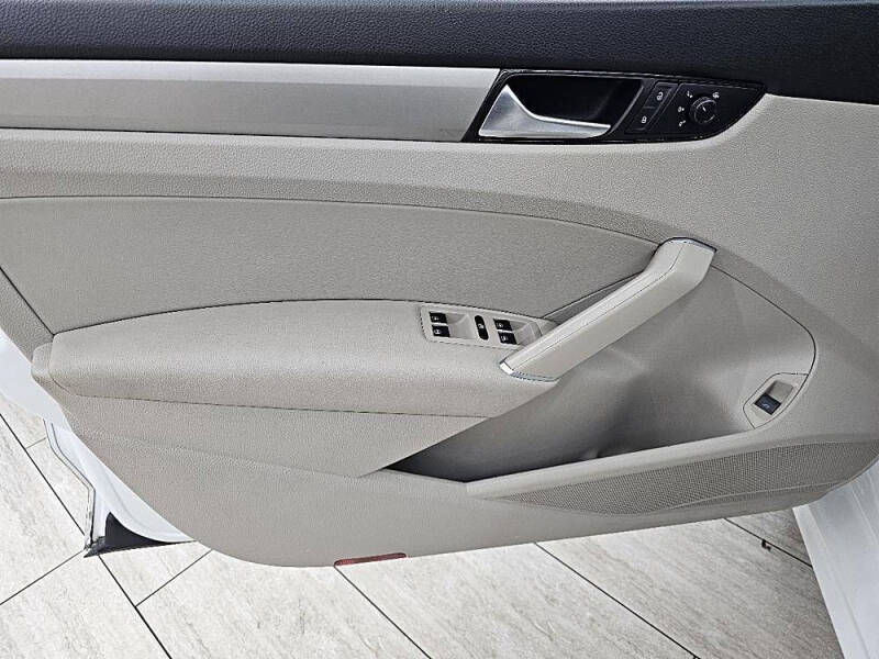 2021 Volkswagen Passat SE