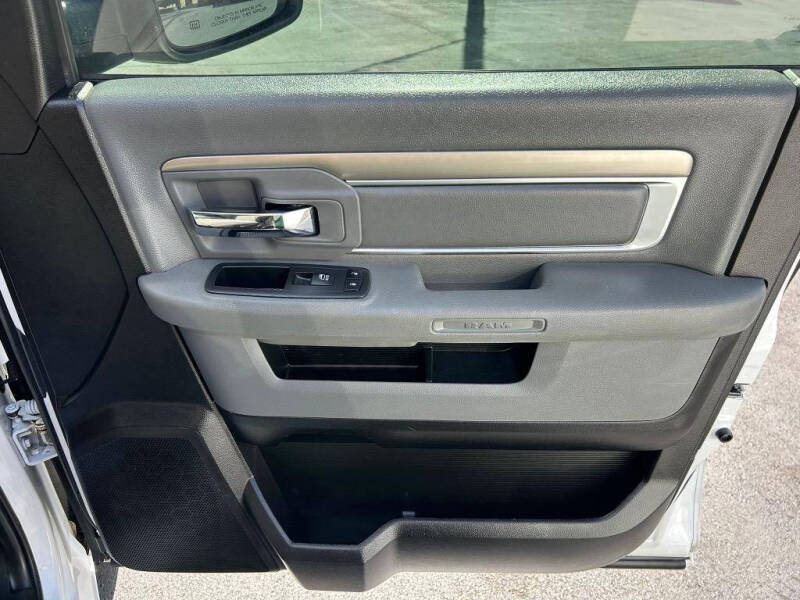 2019 RAM 1500 Classic SLT