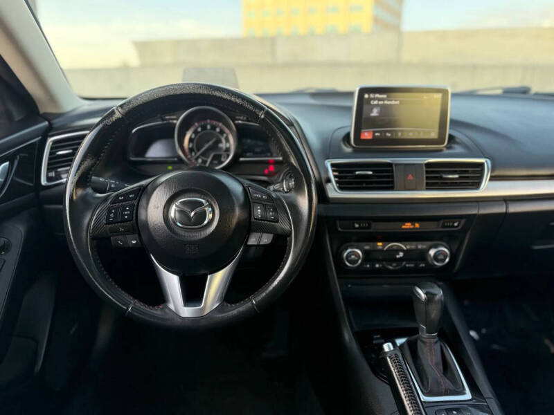 2016 Mazda MAZDA3 s Grand Touring