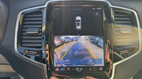 2023 Volvo XC90 Recharge T8 Ultimate Bright Theme 6P