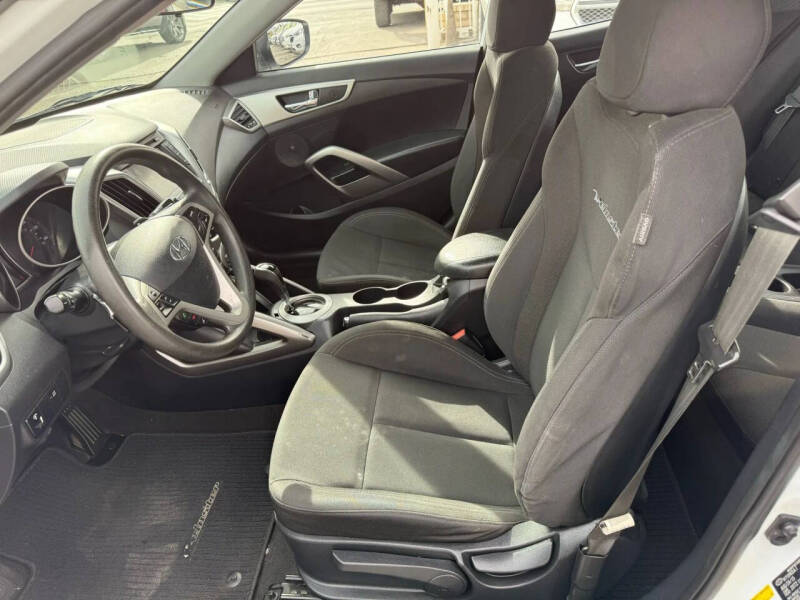 2016 Hyundai Veloster