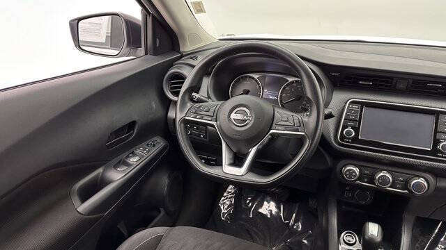 2022 Nissan Kicks S