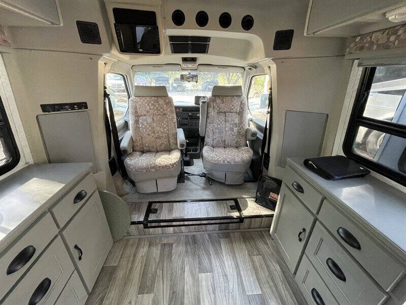 2002 Winnebago Rialta