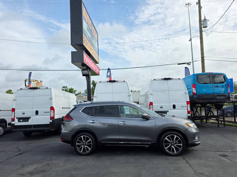 2020 Nissan Rogue SL