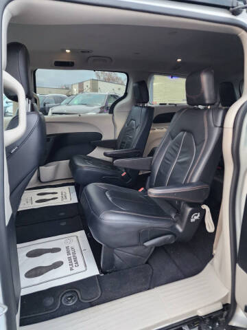 2018 Chrysler Pacifica Touring L