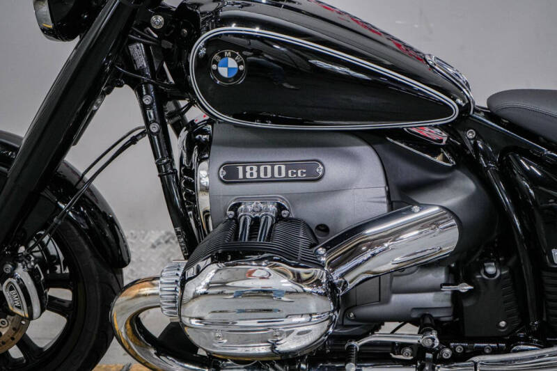 2021 BMW R18B First Edition