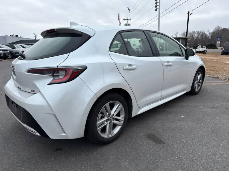 2022 Toyota Corolla Hatchback SE