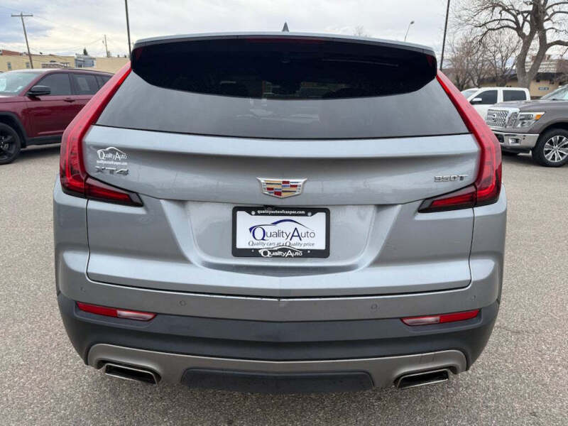 2023 Cadillac XT4 Premium Luxury