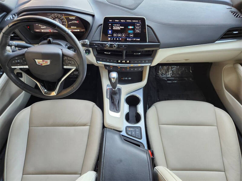 2024 Cadillac CT4 Premium Luxury