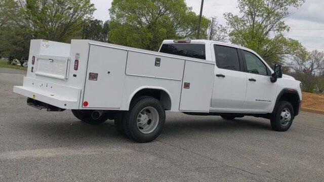 2024 GMC Sierra 3500HD CC Pro