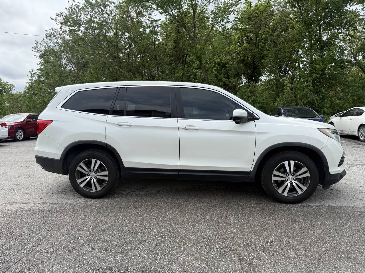 White 2017 Honda Pilot EX EX 4dr SUV 1