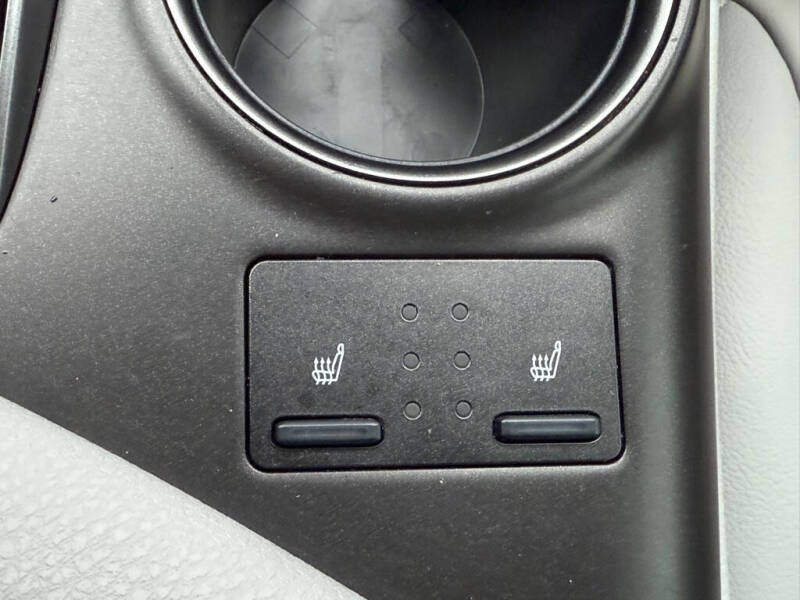 2021 Toyota Camry Hybrid XSE