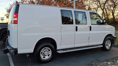 2024 Chevrolet Express 2500