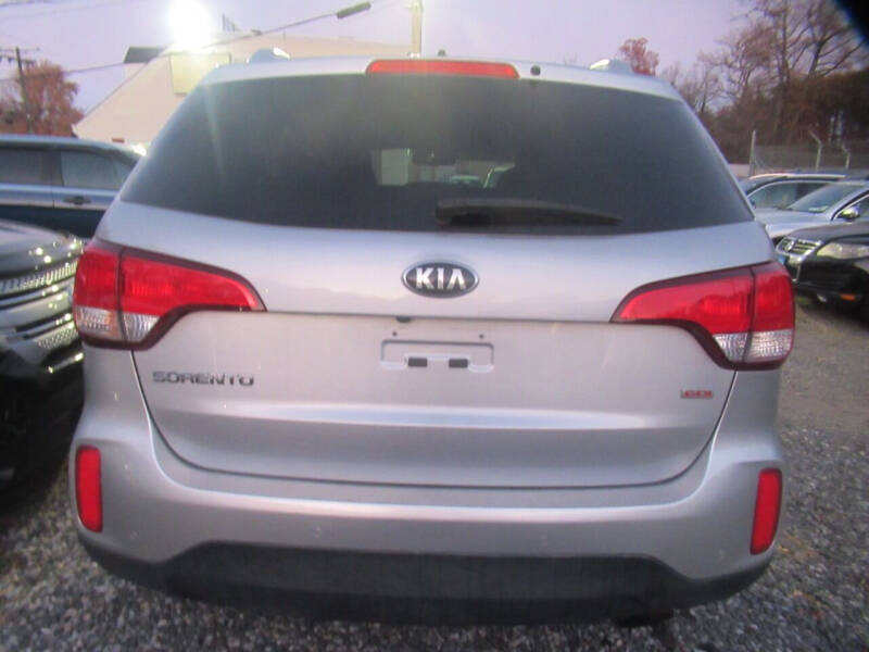 2015 Kia Sorento LX
