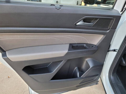 2022 Volkswagen Atlas SE