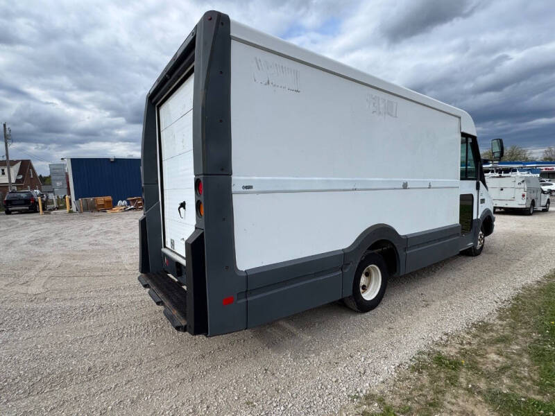 2013 Isuzu NPR