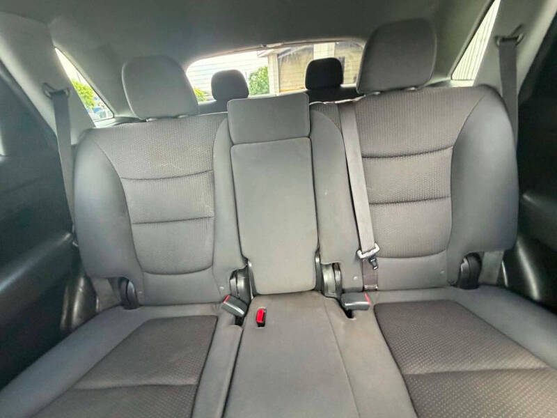 2011 Kia Sorento LX