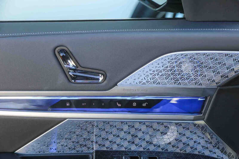 2025 BMW 7 Series 750e xDrive