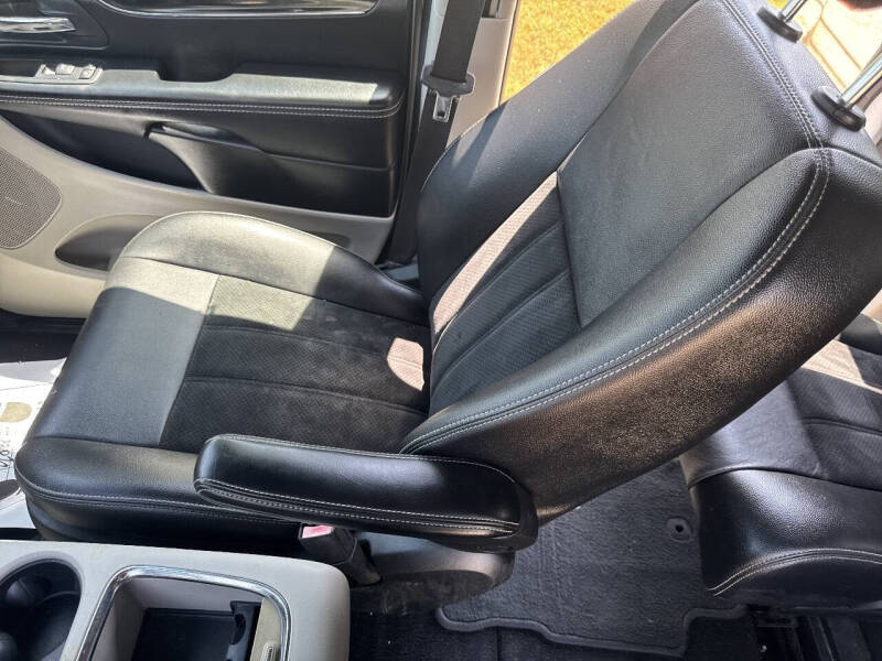 2016 Dodge Grand Caravan SXT