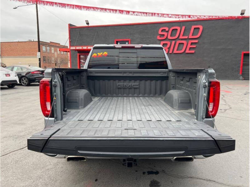 2019 GMC Sierra 1500 SLT photo 7